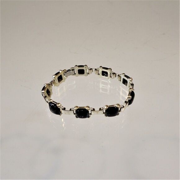 Black Beads Bracelet Faceted Square Beads In Silver Tone Settings - Picture 6 of 6